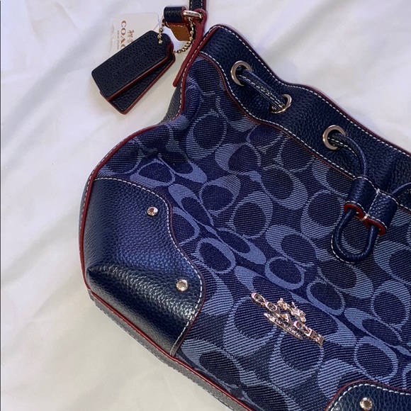 COACH F37227 Small Mickie Drawstring Shoulder Bag - Picture 2 of 9